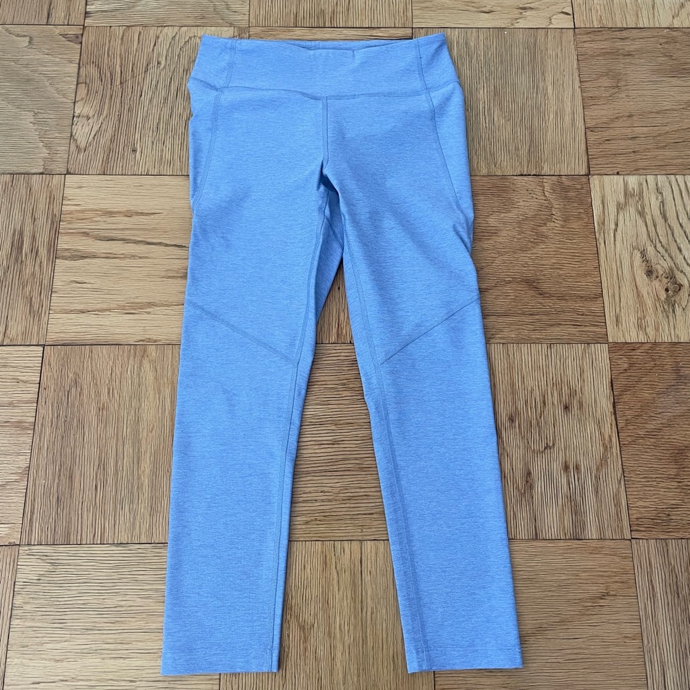 Outdoor Voices Cropped Warm Up Legging in Lilac